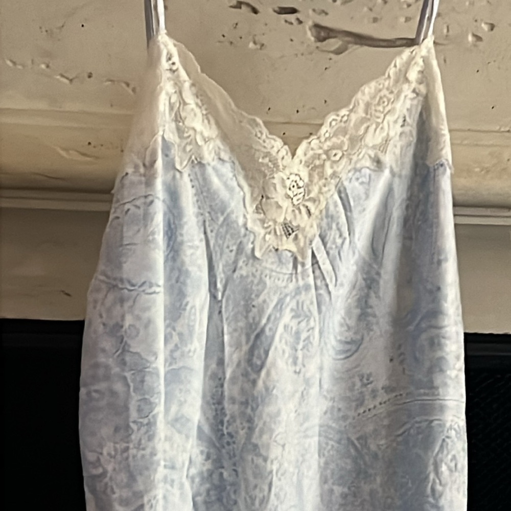 Lauren Ralph Lauren satin paisley nightgown - Picture 2 of 7